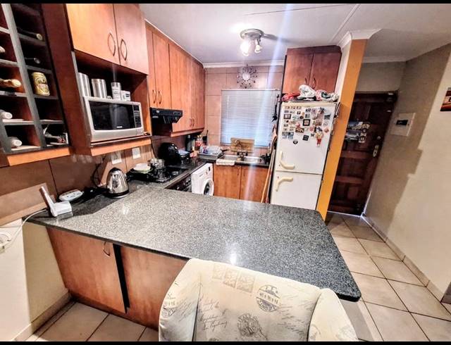1 BEDROOM TOWNHOUSE FOR SALE IN THE ORCHARDS